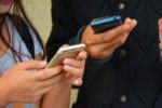 Telefonia: addio al roaming, ma "attenzione alle finte offerte"