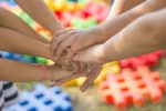 Tutte le famiglie hanno pari dignità. Rispettare i diritti civili e sociali di tutti